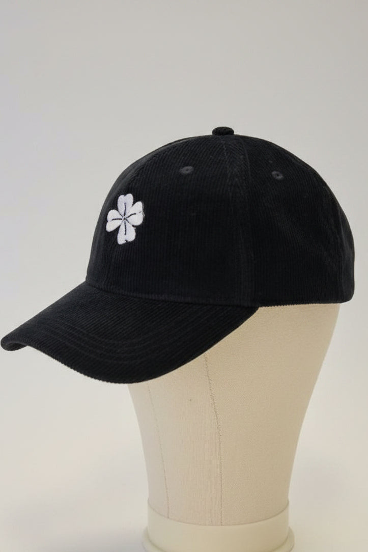 Casquette en velours trèfle Côté Couture Broderie