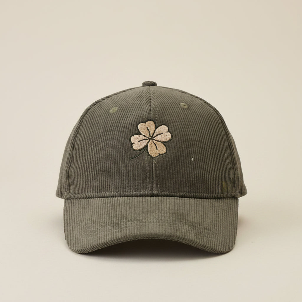 Casquette en velours trèfle Côté Couture Broderie